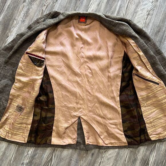 Hugo Boss Wool Glen Plaid Blazer 44R Handcrafted Ukraine Designer Sport Coat - Picture 11 of 11